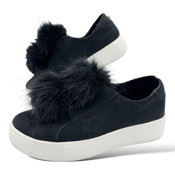 Steve Madden Furlie‎ Bryanne Black Pom Pom Platform Wedge Slip On Sneakers Sz 6 - Picture 1 of 11